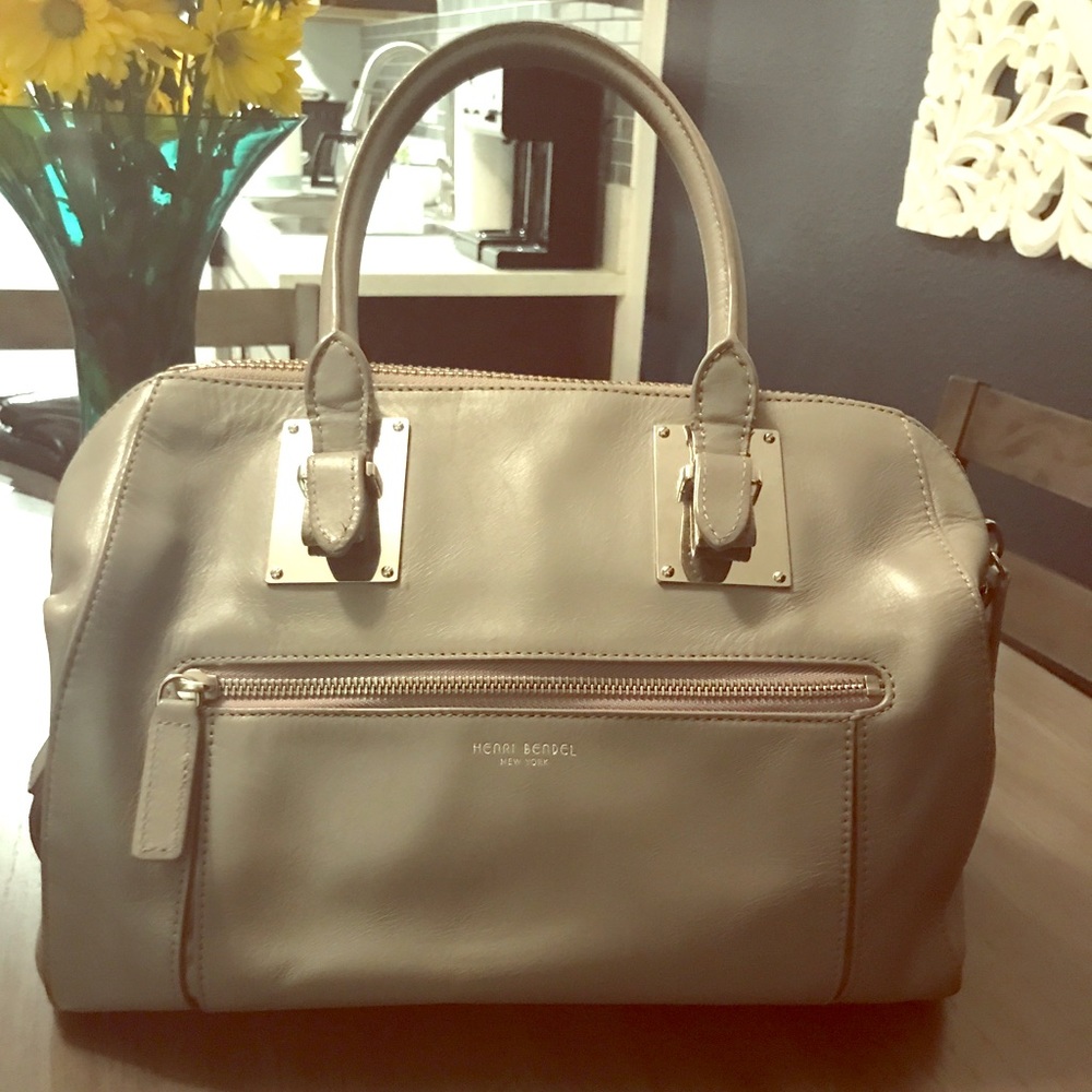 Henri bendel